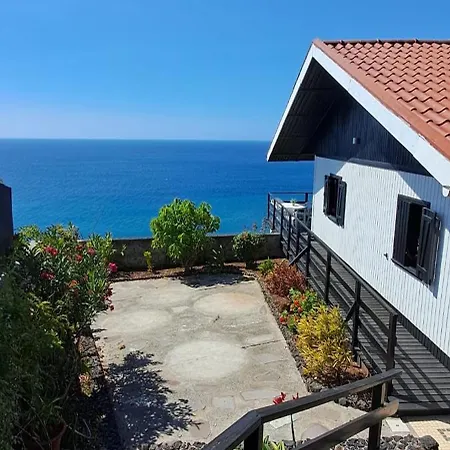 Chale Do Areeiro Hébergement de vacances *